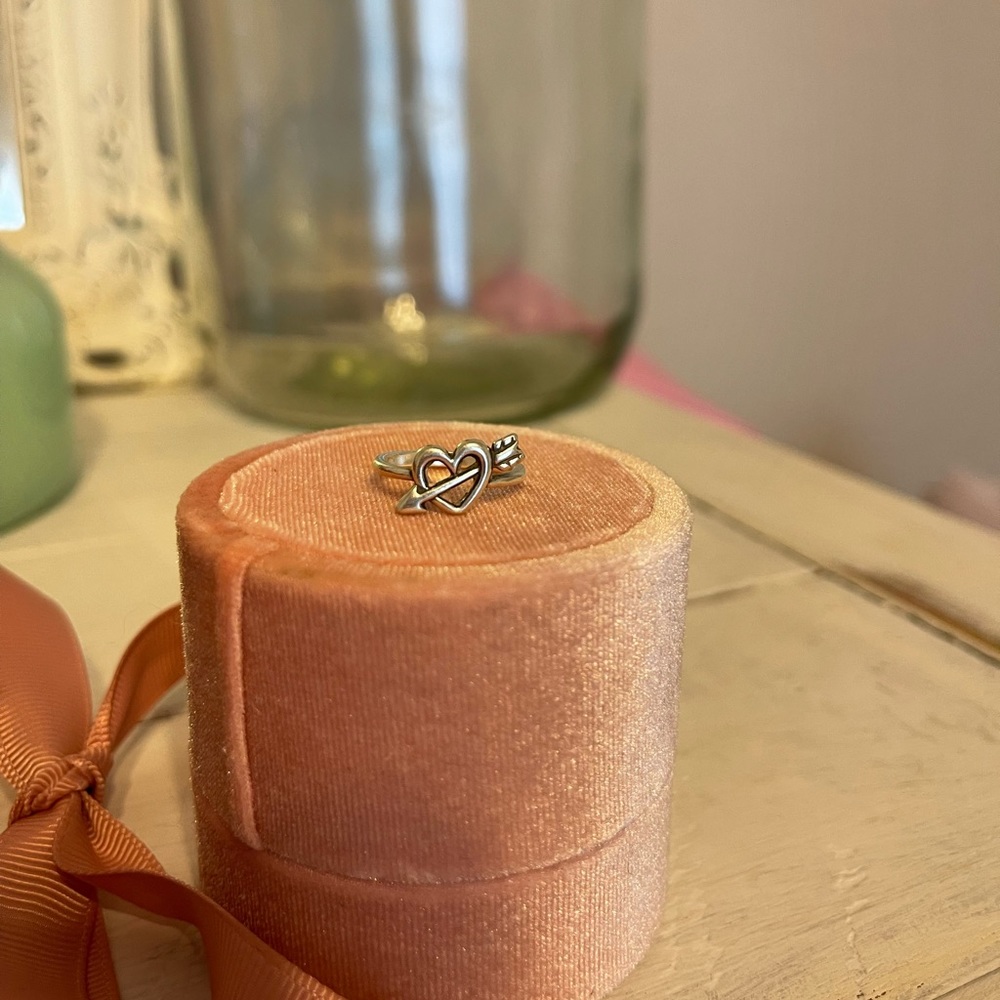 James Avery Loves Arrow Ring